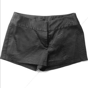 Mini shorts